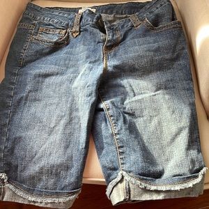 Wear it Declare It Jean shorts